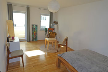 Wohnraum der 1-Zimmerwohnung in Neuhausen