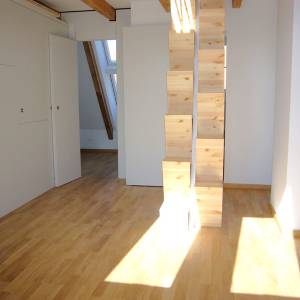 Treppe zur Galerie