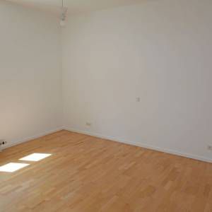 Schlafzimmer von links