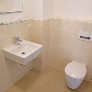 kleines Bad von links